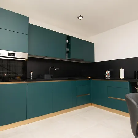 Ocean Breeze With Pool וילה