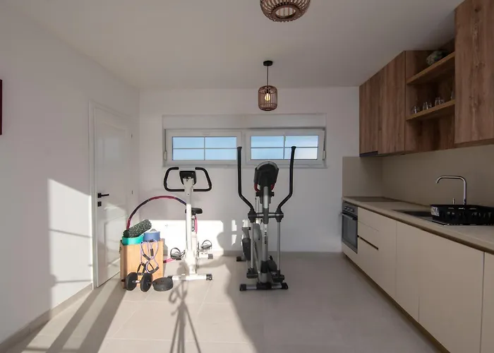 וילה Ocean Breeze With Pool Zaglavice