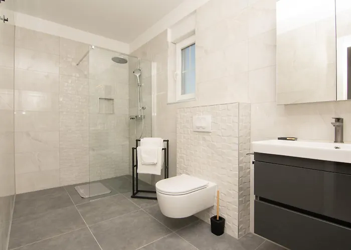 Ocean Breeze With Pool וילה Zaglavice