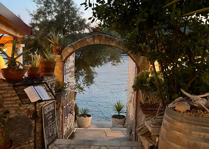 וילה Ocean Breeze With Pool *