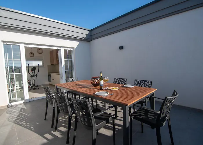 וילה Ocean Breeze With Pool Zaglavice